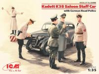 Cедан Kadett K38, с Германской дорожной полицией