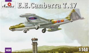 E.E.Canberra T.17 учебный самолет